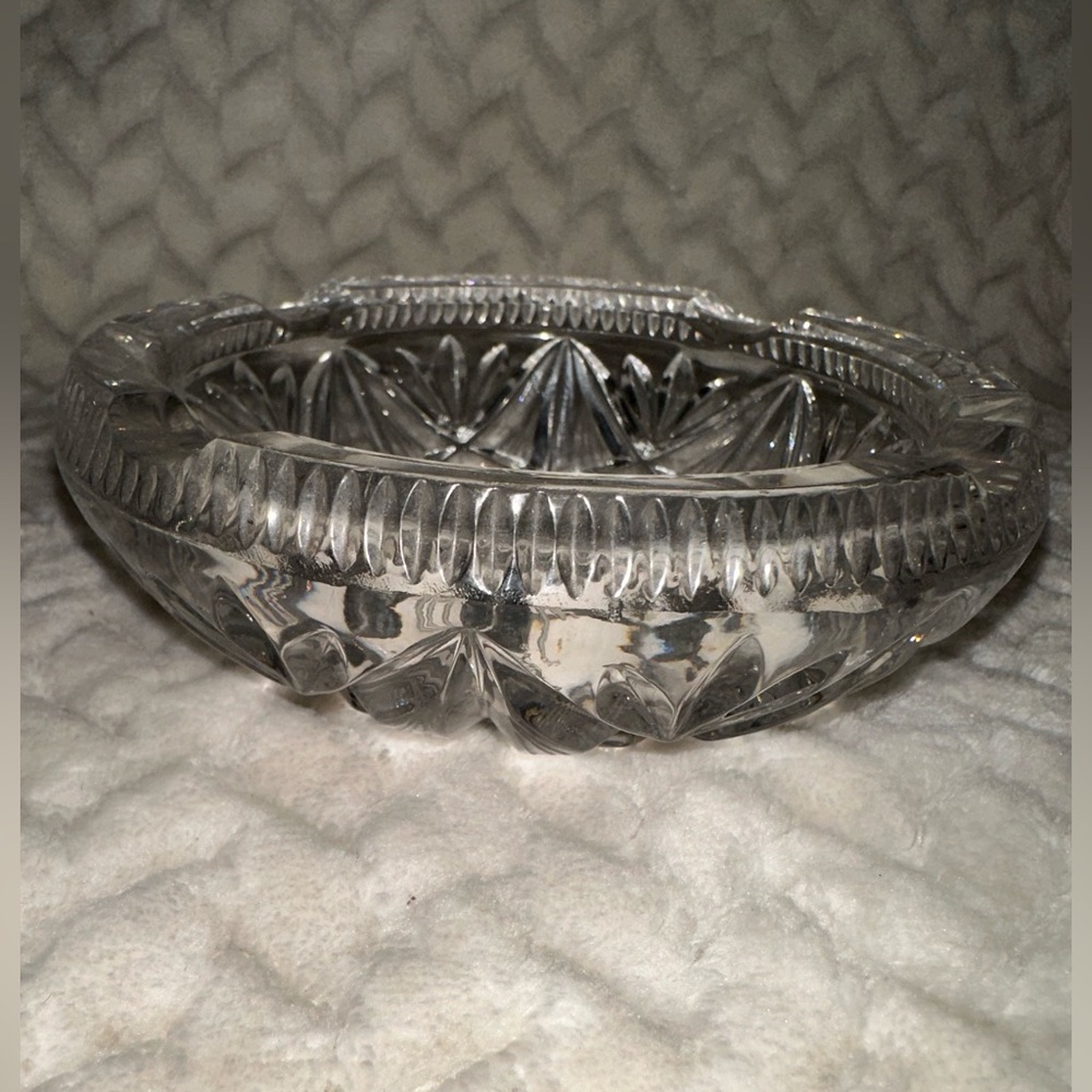 Crystal Ash Tray - Picture 2 of 5